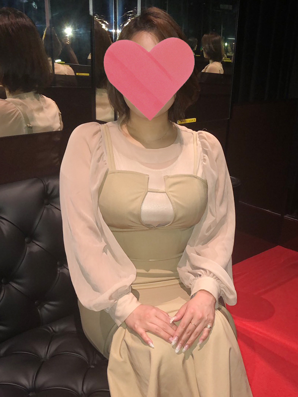 バンビ倶楽部・新大阪 れむ 33歳 T：167cm　B：90(F)　W：57　H：88