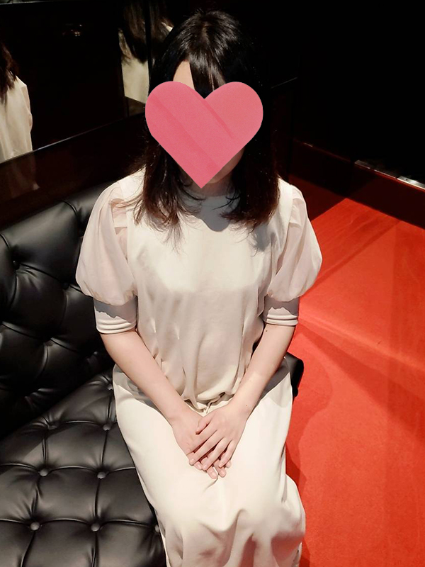 バンビ倶楽部・新大阪 うたの 25歳 T：156　B：84(D)　W：58　H：84